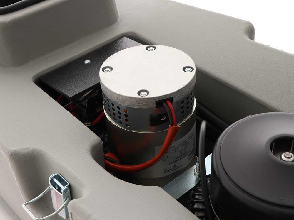 autolaveuse-batterie-u-t-lp-350-b-3-en-1-lave-sche-et-aspire-la-brosse-et-le-racloir--30526_2_1628078248_IMG_610a80a85d3c9