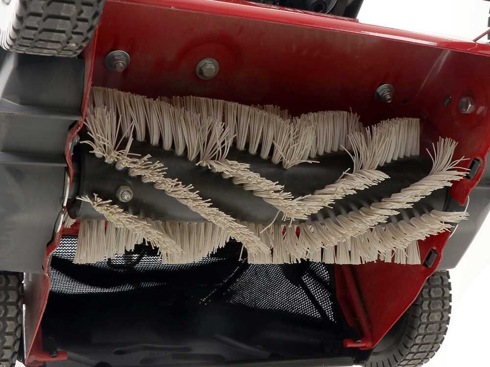 balayeuse-eurosystem-sweepy-avec-moteur-b-s-675-exi-series-bac-de-ramassage-bac-de-ramassage-brosse--28696_4_1619702298_IMG_608ab21ab159d
