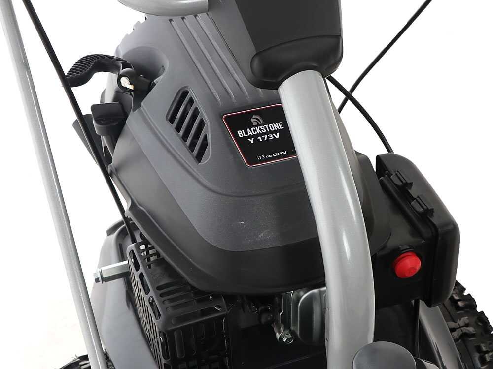 balayeuse-thermique-blackstone-gs100v-c-largeur-de-travail-100-cm-avec-bac-de-ramassage-moteur-blackstone-y173v-ohv--16606_14_1557492769_IMG_2723
