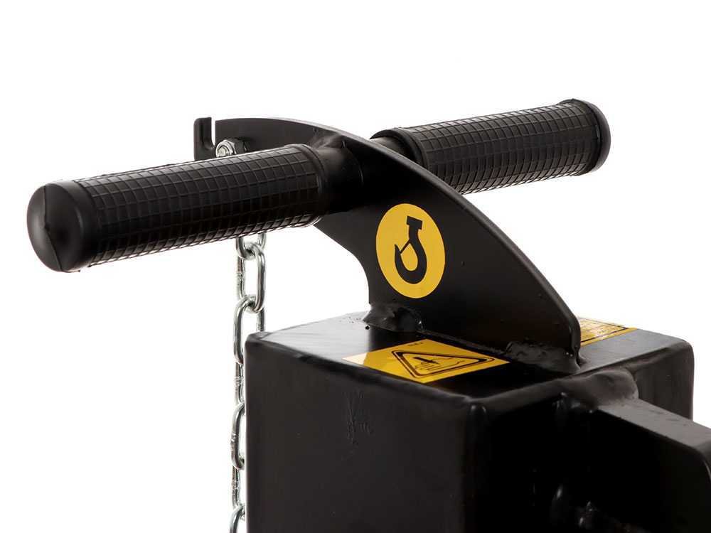 ceccato-bull-sple12-fdp-fendeuse-lectrique-verticale-230v-coin-leviers-manuels-et-plateau-de-travail--22364_7_1583316758_22352_7_1583253399_IMG_8005