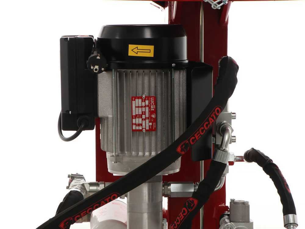 ceccato-bull-splet10-kombi-fendeuse-bois-hybride-verticale-lectrique-et-tracteur-double-fonctionnalit-activation-par-moteur-lectrique--37999_4_1666002647_IMG_634d2ed769de7
