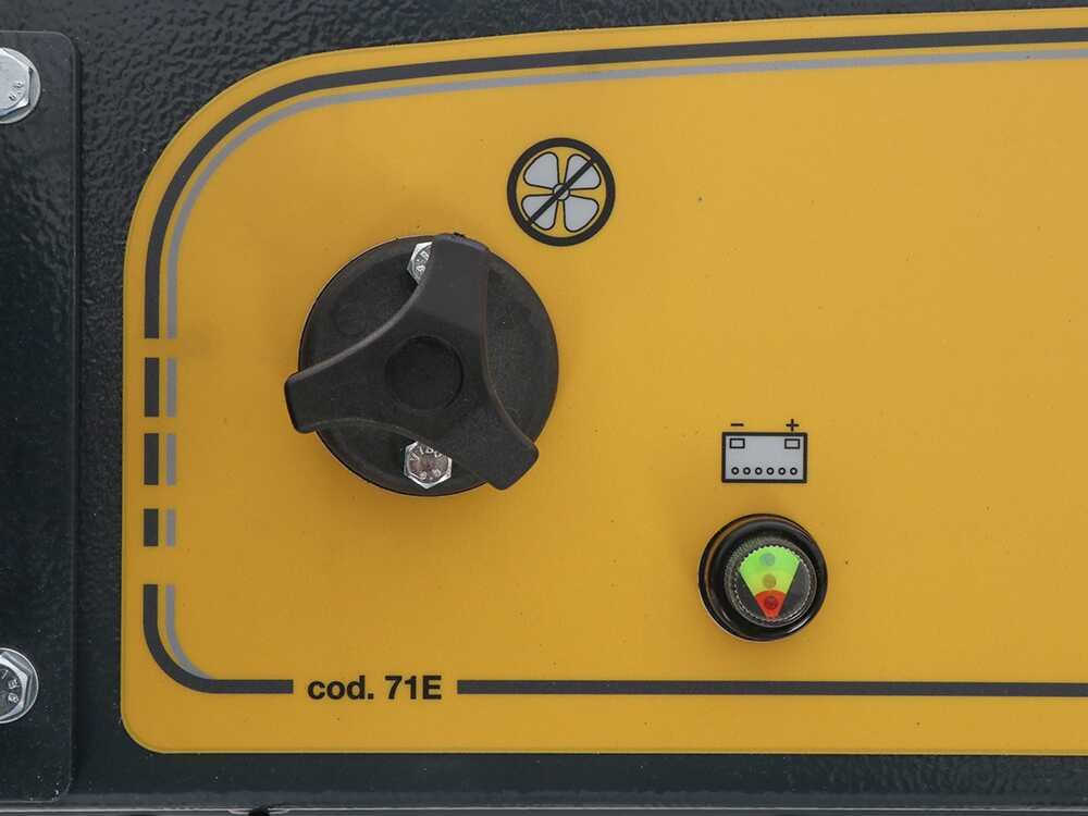 comet-csw-900b-balayeuse-batterie-avec-bac-de-ramassage-12v-sans-batterie-ni-chargeur-caractristiques-principales--71786_2_1773054286_IMG_69aea94eb0574