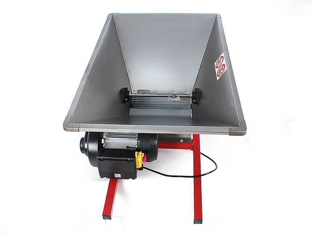 grifo-pmi-18-fouloir-lectrique-en-inox-avec-protections-incluses-fouloir-lectrique-brancard--53719_0_1726749127_IMG_66ec19c7d24e6