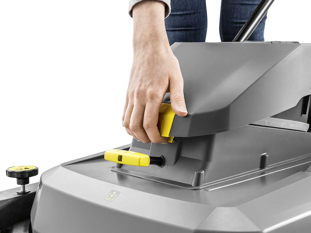 karcher-km-70-30-c-bp-2sb-balayeuse-batterie-avec-bac-de-ramassage-36-v-6-ah-caractristiques-principales--66691_33_1758550524_IMG_68d159fc780a4