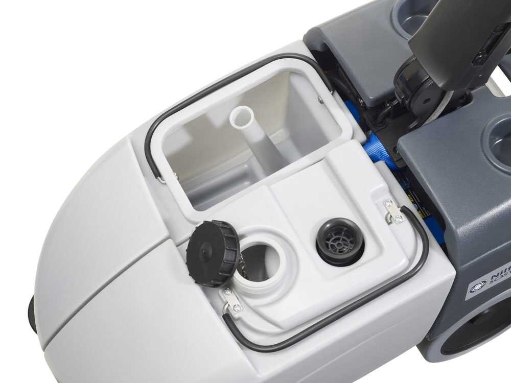 nilfisk-sc351-full-pkg-autolaveuse-batterie-3-en-1-lave-sche-aspire-commandes--53641_4_1726585622_IMG_66e99b16b739a