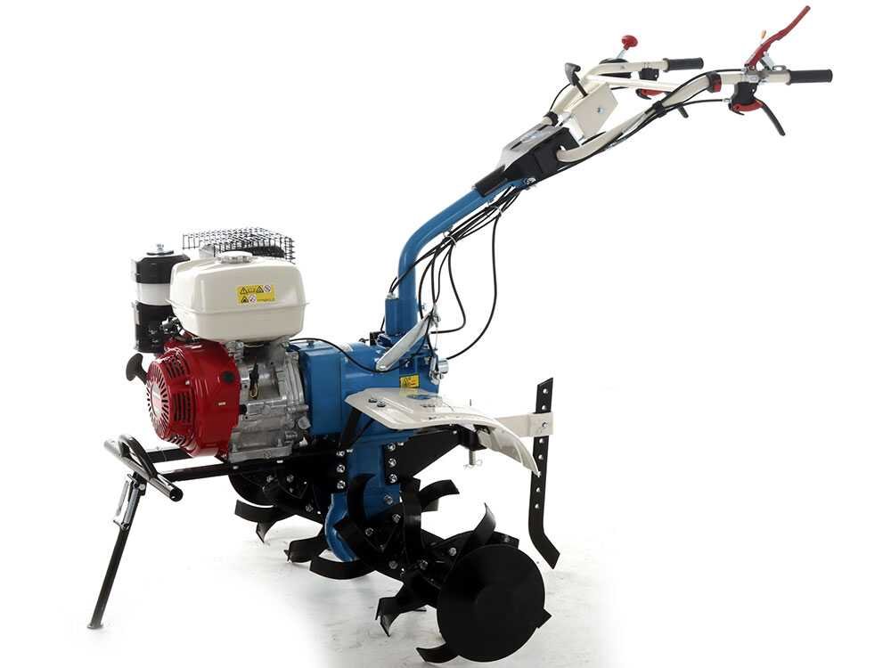 agt-13000-motobineuse-essence-13-cv-honda-gx390-389-cm-vitesses-2-1-marche-arrire-motobineuse-agt-13000-gx390--27717_8_1617351496_IMG_6066d348a5c5e