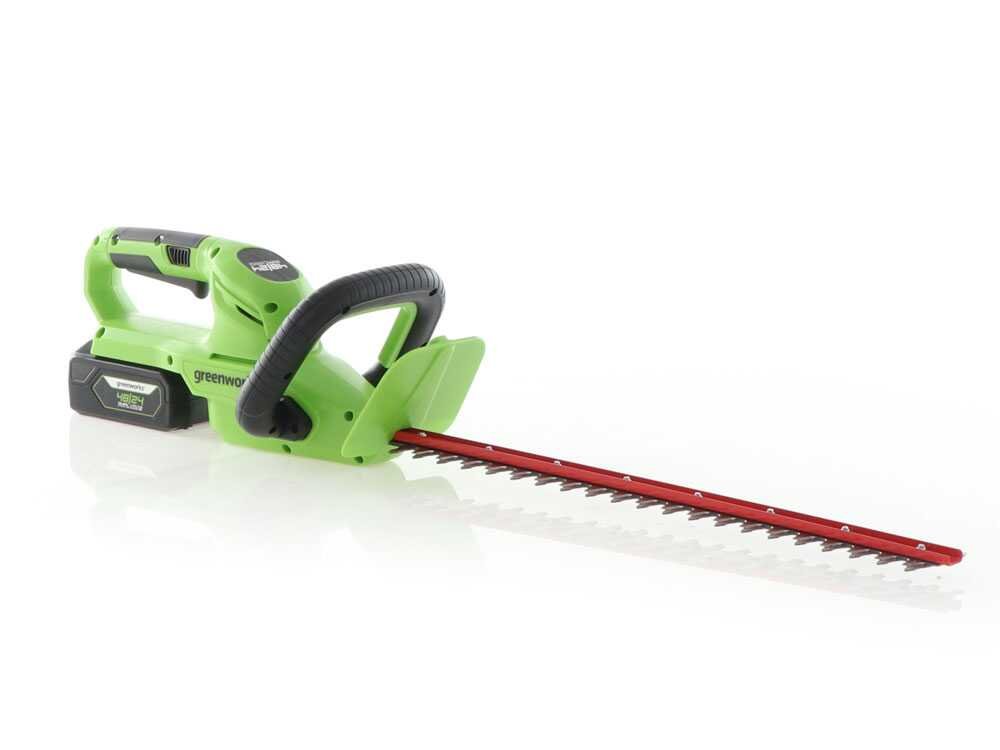 greenworks-g24ht56-taille-haie-batterie-au-lithium-24-v-8-ah-lame-de-56-cm-taille-haies-batterie-greenworks-g24ht56-avec-lame-de-56-cm--67539_0_1760605141_IMG_68f0b3d5ad455