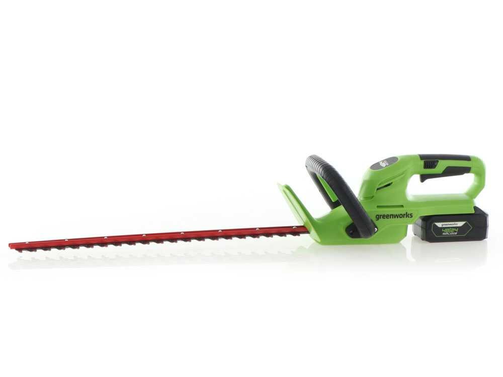 greenworks-g24ht56-taille-haie-batterie-au-lithium-24-v-8-ah-lame-de-56-cm-taille-haies-batterie-greenworks-g24ht56-avec-lame-de-56-cm--67539_0_1760605141_IMG_68f0b3d5b0da3