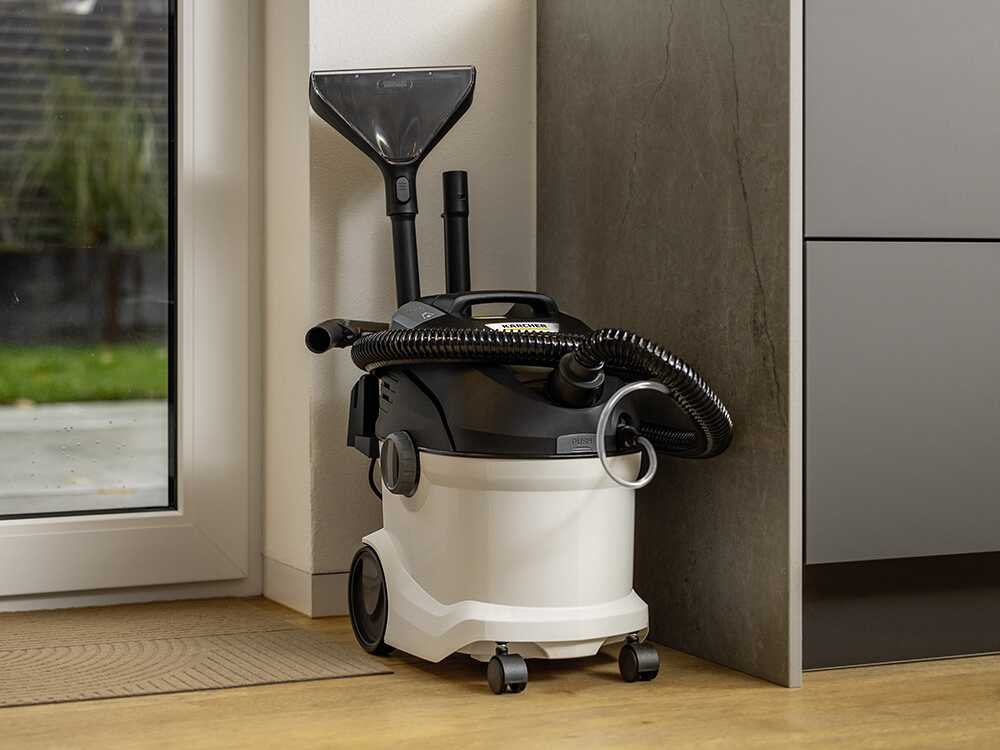 karcher-se-6-signature-line-nettoyeur-de-moquettes-aspirateur-liquides-bidon-d-eau-propre-sale-4-l-1000-w-nettoyeur-de-moquettes-karcher-se-6-signature-line--64499_0_1754041514_IMG_688c8caad79de