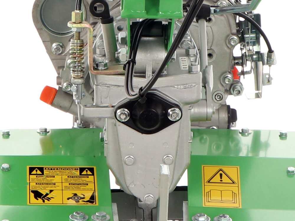 lampacrescia-mgm-dl812-motobineuse-essence-6-5-cv-honda-gp200-transmission-suprieure-et-bote-vitesses--40698_9_1679063247_IMG_641478cfaa46f