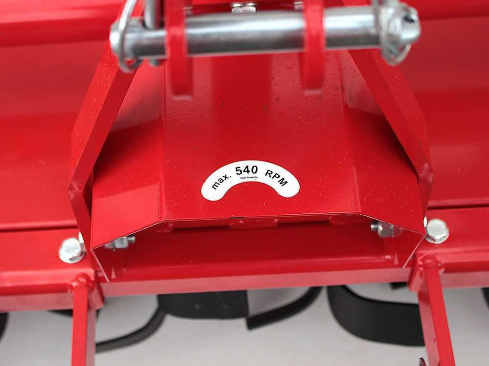 premium-line-rs-145-fraise-rotative-pour-tracteur-srie-mdium-lgre-dport-manuel-caractristiques-techniques--12389_2_1517501975_IMG_0589