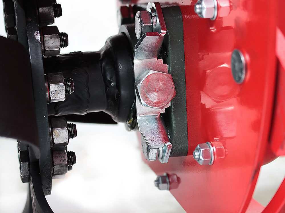 premium-line-rs-145-fraise-rotative-pour-tracteur-srie-mdium-lgre-dport-manuel-caractristiques-techniques--12389_2_1517501975_IMG_0611