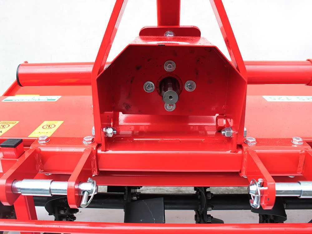 premium-line-rs-145-fraise-rotative-pour-tracteur-srie-mdium-lgre-dport-manuel-caractristiques-techniques--12389_2_1517501975_IMG_0612