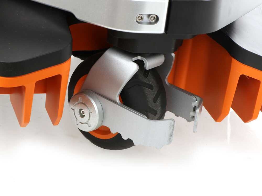 worx-landroid-vision-l1600-wr216e-robot-tondeuse-sans-installation-une-coupe-au-plus-prs-des-bords--69878_17_1767778865_IMG_695e2a31e8bda